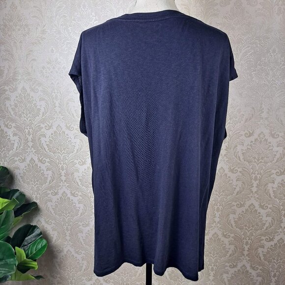 Talbots Plus Size 2X Short Sleeve Shirt Navy with Colorful Embroidered Flowers - Picture 7 of 10